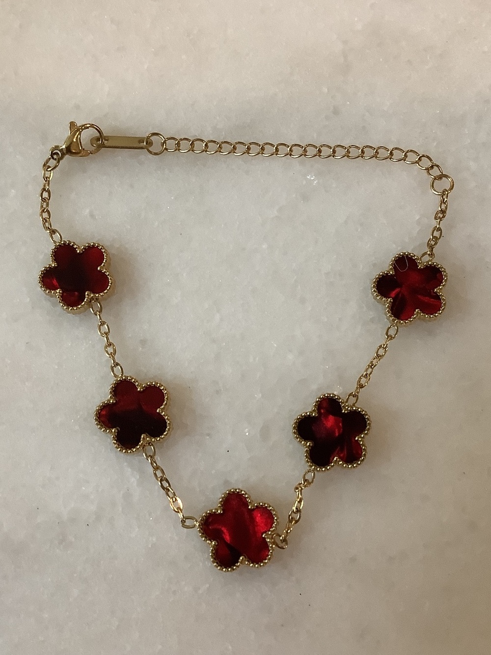 18k Gold-Tone Bracelet with Red Clover Flower Charms, Brand New
